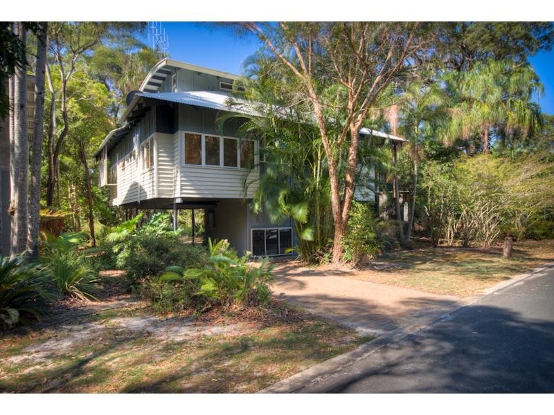 6 Satinwood Drive, Rainbow Beach QLD 4581