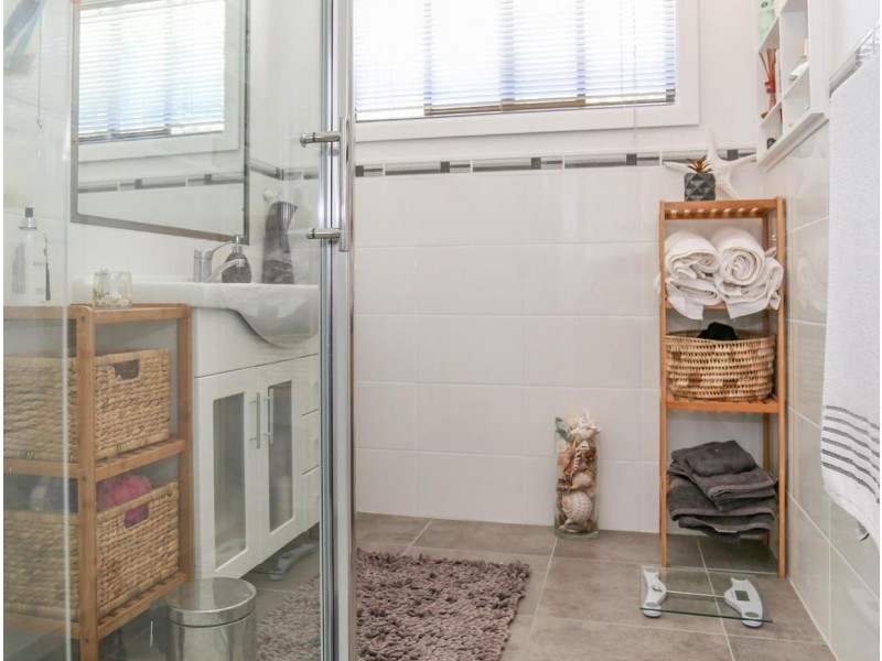 46 Double Island Dr, Rainbow Beach QLD 4581