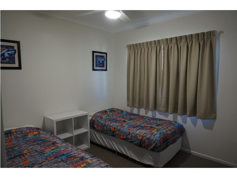 1/14 Spectrum Street, Rainbow Beach QLD 4581