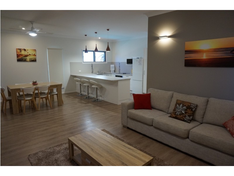 1/14 Spectrum Street, Rainbow Beach QLD 4581