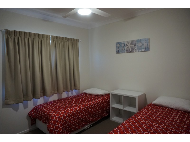 1/14 Spectrum Street, Rainbow Beach QLD 4581