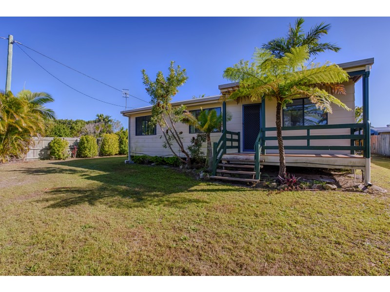 108 Golden Hind Ave, Cooloola Cove QLD 4580