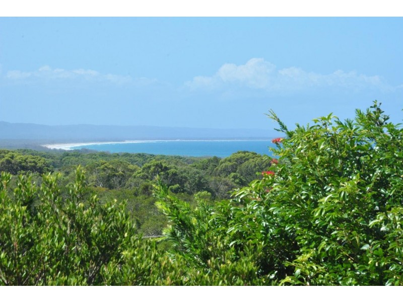 1/48 Manooka Drive, Rainbow Beach QLD 4581