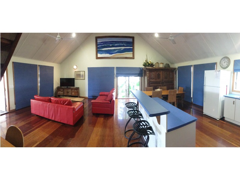 6 Ilmenite Avenue, Rainbow Beach QLD 4581