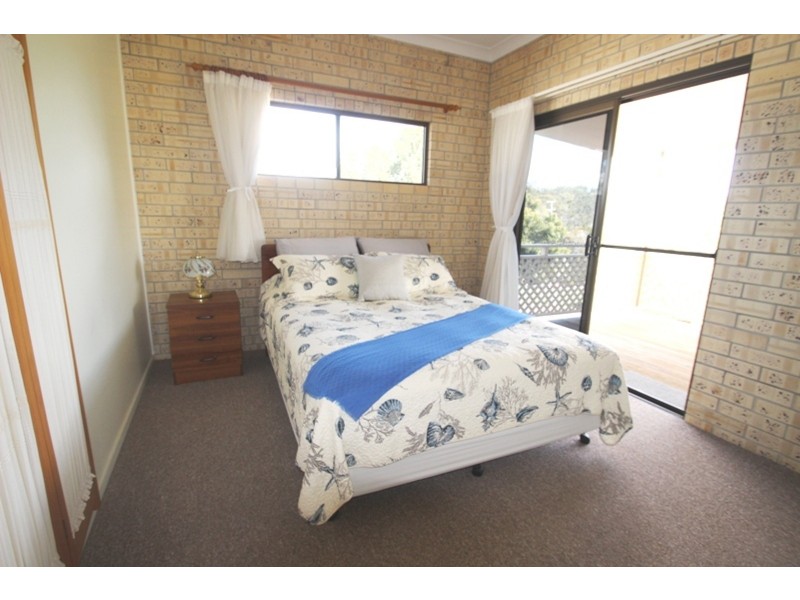 69 Endeavour Dr, Cooloola Cove QLD 4580