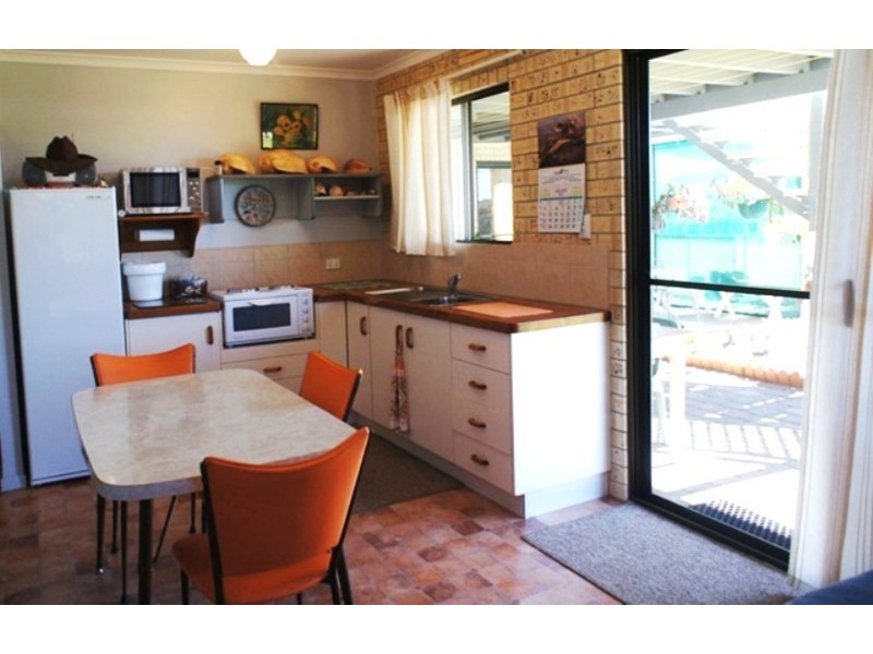 69 Endeavour Dr, Cooloola Cove QLD 4580