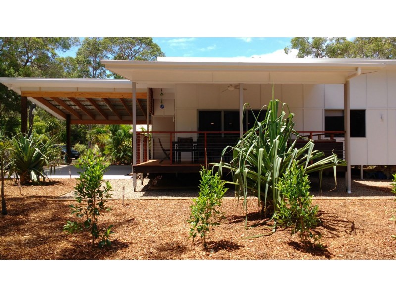 15 Esprit Drive, Rainbow Beach QLD 4581