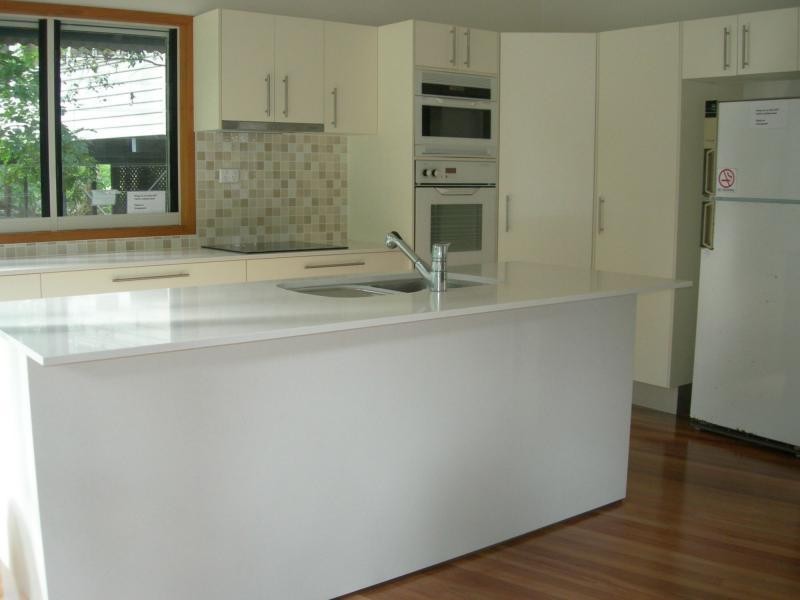 8 Satinwood Rd, Rainbow Beach QLD 4581