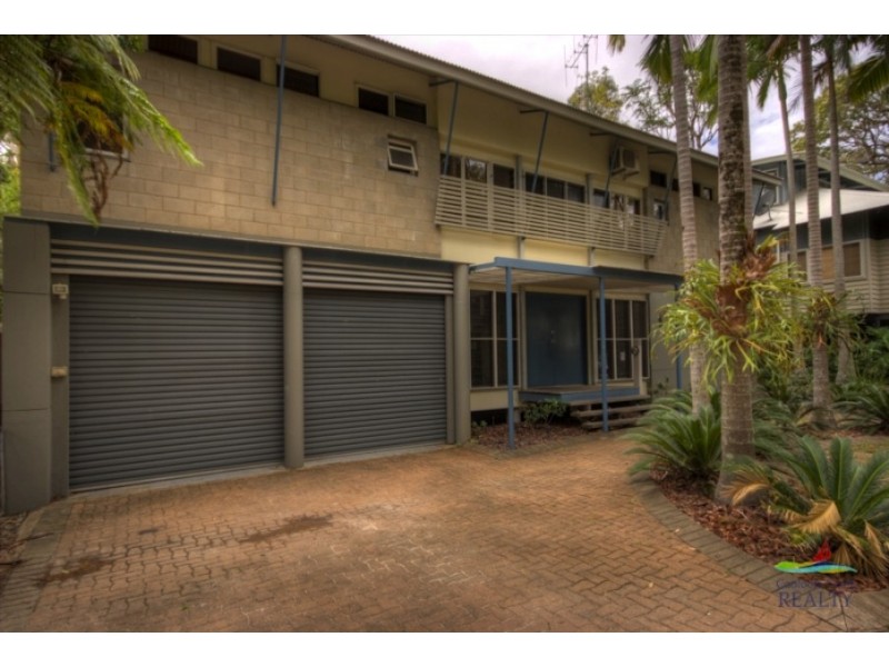 8 Satinwood Rd, Rainbow Beach QLD 4581
