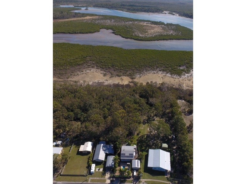 112 Emperor St, Tin Can Bay QLD 4580