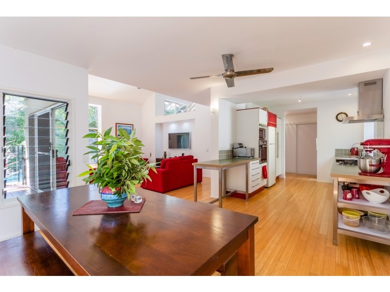 7 Naiad Ct, Rainbow Beach QLD 4581