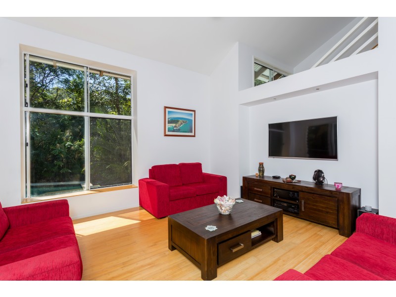 7 Naiad Ct, Rainbow Beach QLD 4581