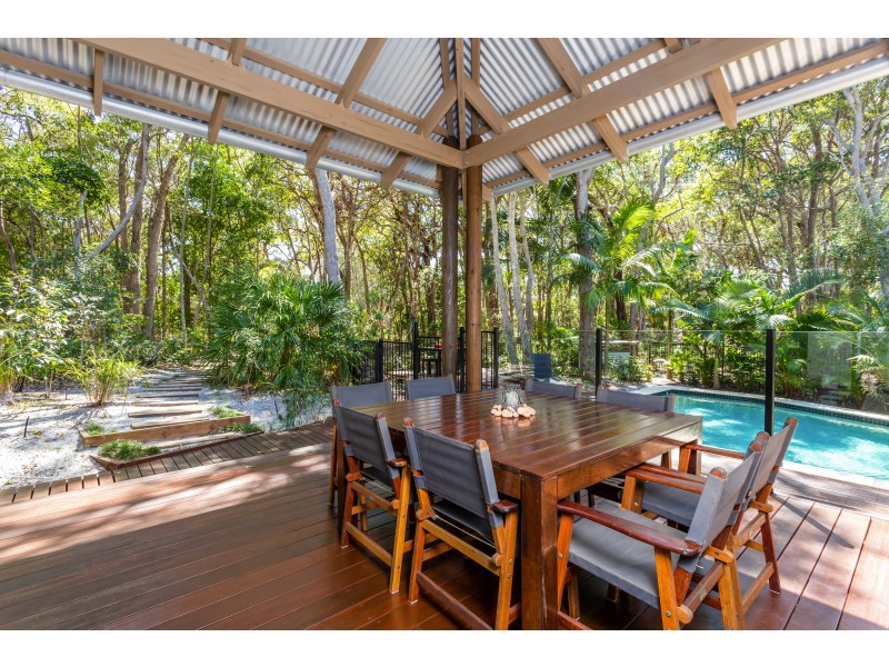7 Naiad Ct, Rainbow Beach QLD 4581