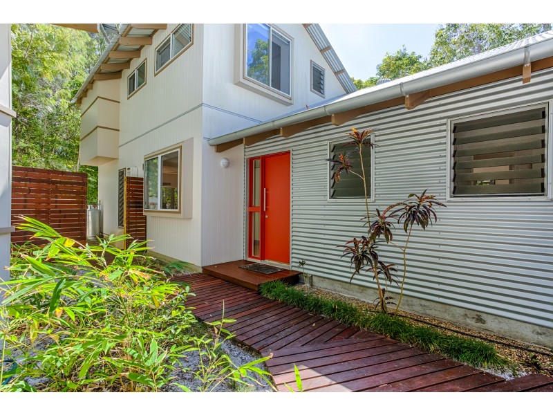 7 Naiad Ct, Rainbow Beach QLD 4581