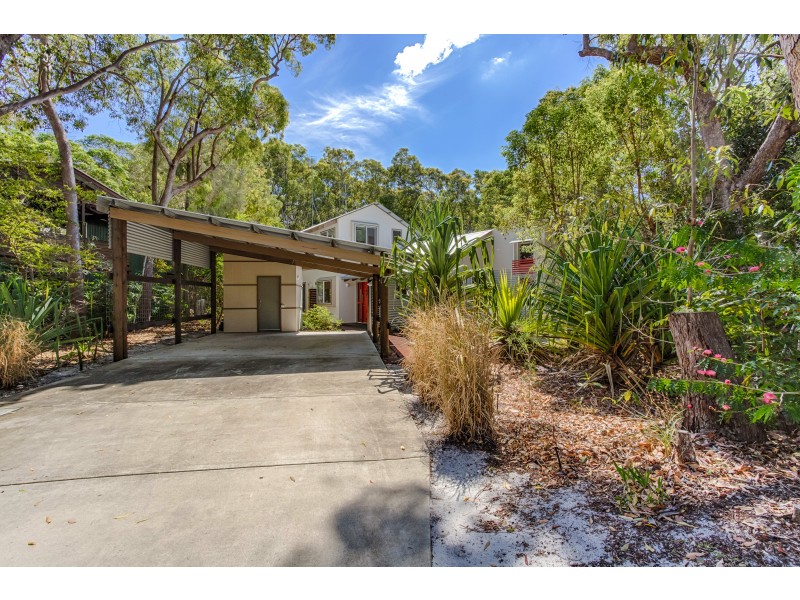 7 Naiad Ct, Rainbow Beach QLD 4581