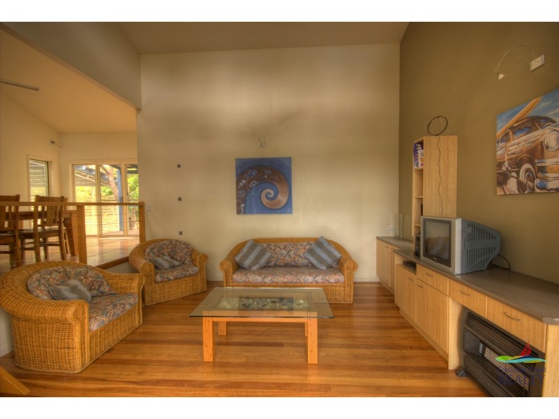 41 Satinwood Rd, Rainbow Beach QLD 4581