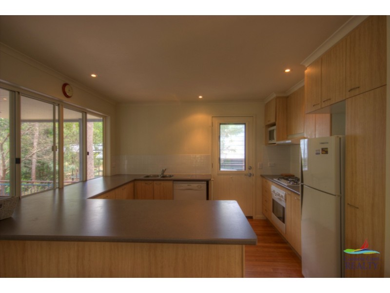 41 Satinwood Rd, Rainbow Beach QLD 4581
