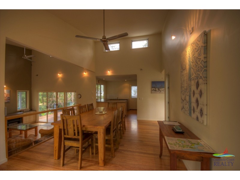 41 Satinwood Rd, Rainbow Beach QLD 4581