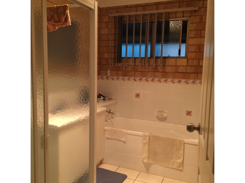 26 Cypress Ave, Rainbow Beach QLD 4581