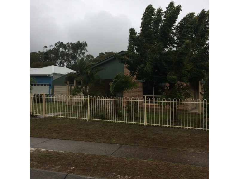 26 Cypress Ave, Rainbow Beach QLD 4581