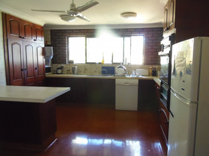 104 Cooloola Dr, Rainbow Beach QLD 4581