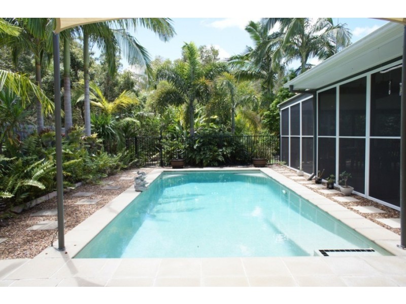 25 Creekside Esp, Cooloola Cove QLD 4580