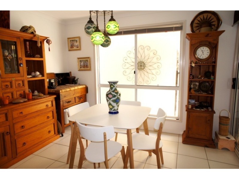 25 Creekside Esp, Cooloola Cove QLD 4580