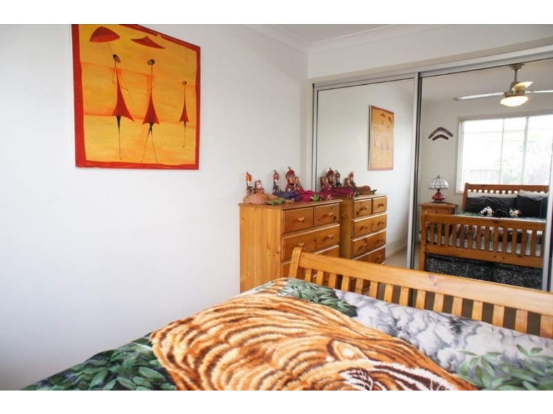 25 Creekside Esp, Cooloola Cove QLD 4580