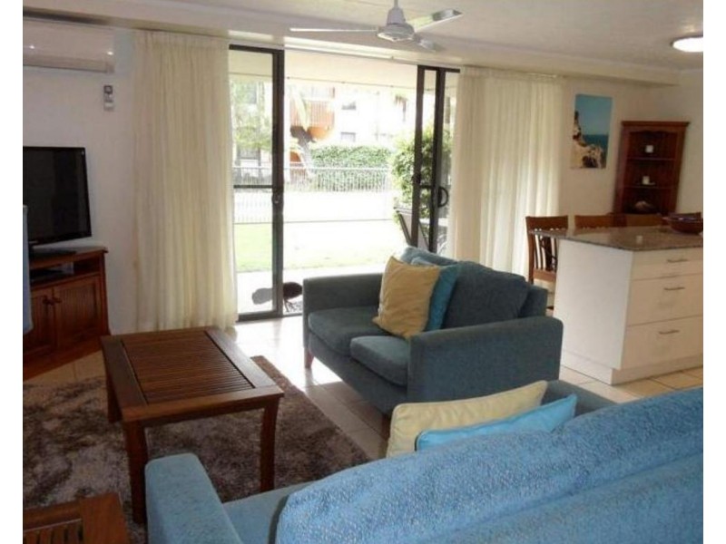 76/5 Rainbow Shores Dr, Rainbow Beach QLD 4581