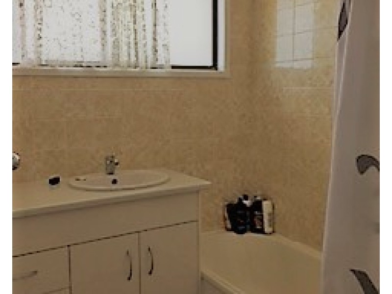 5 Ilmenite Ave, Rainbow Beach QLD 4581
