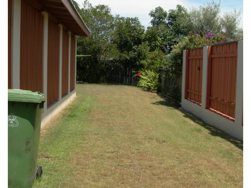 48 Double Island Dr, Rainbow Beach QLD 4581