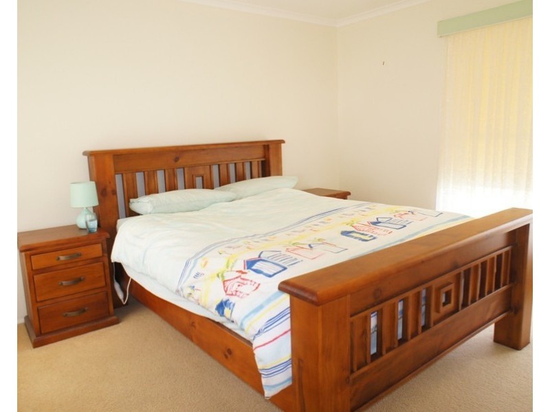 6 Gypsy Ct, Cooloola Cove QLD 4580