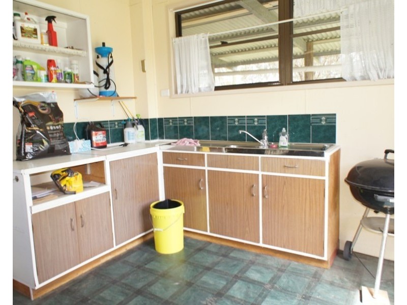 6 Gypsy Ct, Cooloola Cove QLD 4580