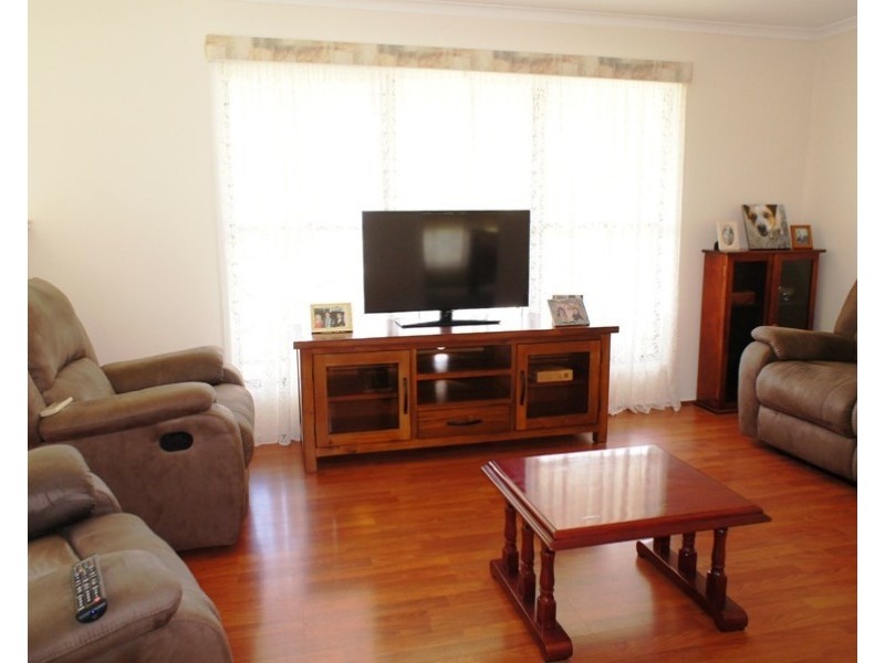 8 Gypsy Ct, Cooloola Cove QLD 4580