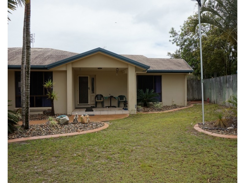 7 Dulkara Ct, Rainbow Beach QLD 4581