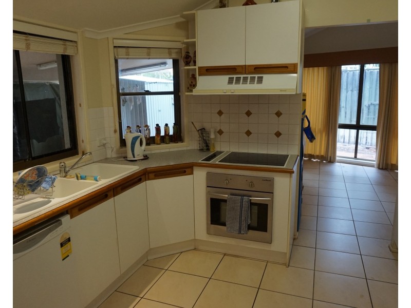 7 Dulkara Ct, Rainbow Beach QLD 4581