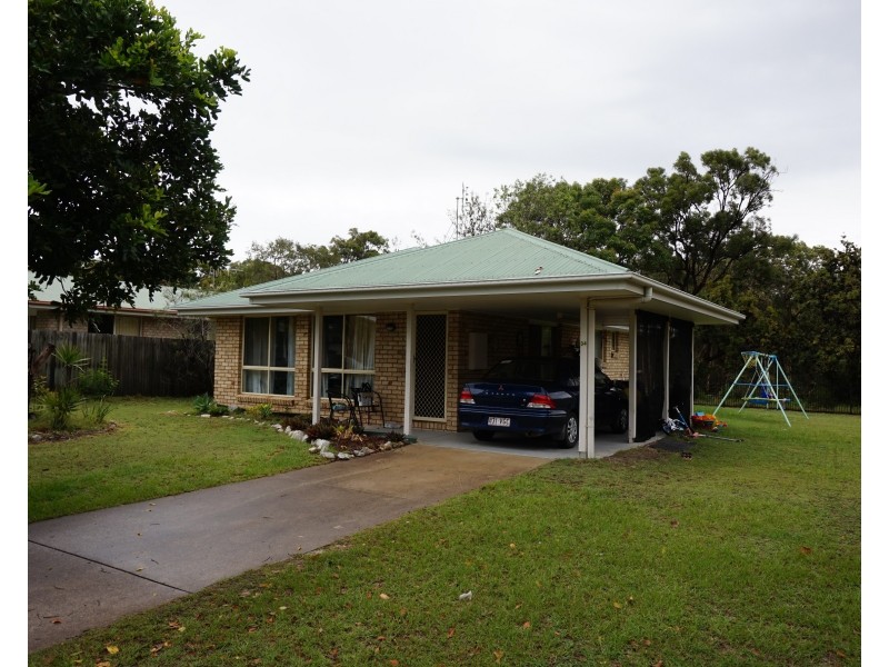 34 Cypress Ave, Rainbow Beach QLD 4581