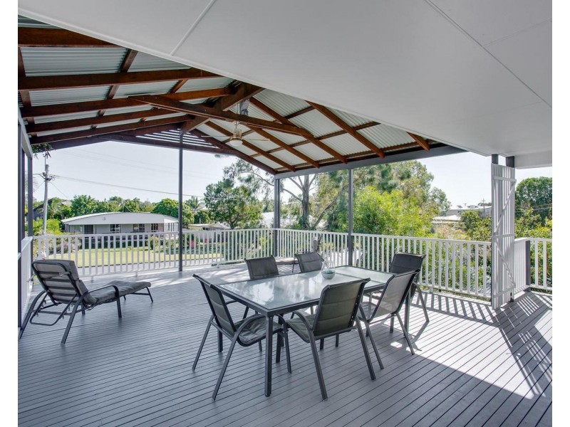 11 Zircon Ave, Rainbow Beach QLD 4581