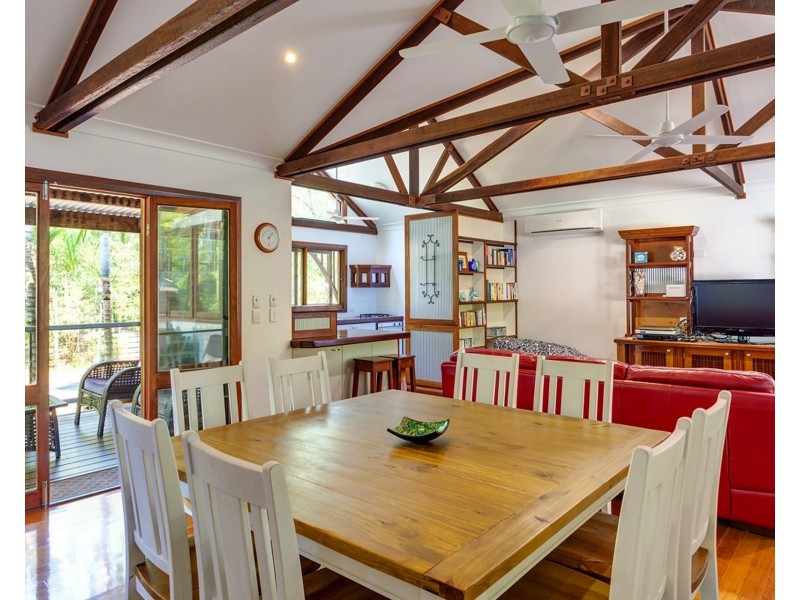 23 Satinwood Rd, Rainbow Beach QLD 4581