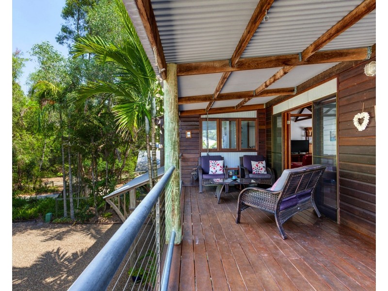 23 Satinwood Rd, Rainbow Beach QLD 4581