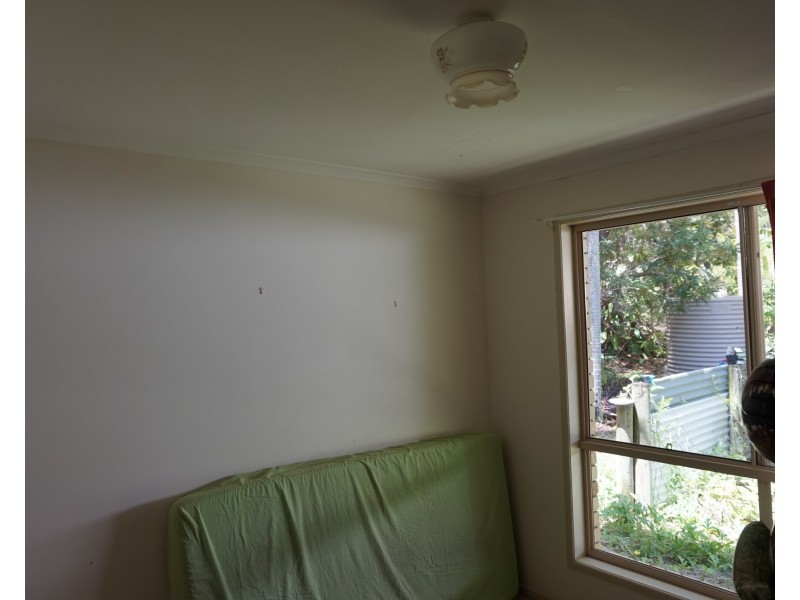 26 Bomburra Ct, Rainbow Beach QLD 4581
