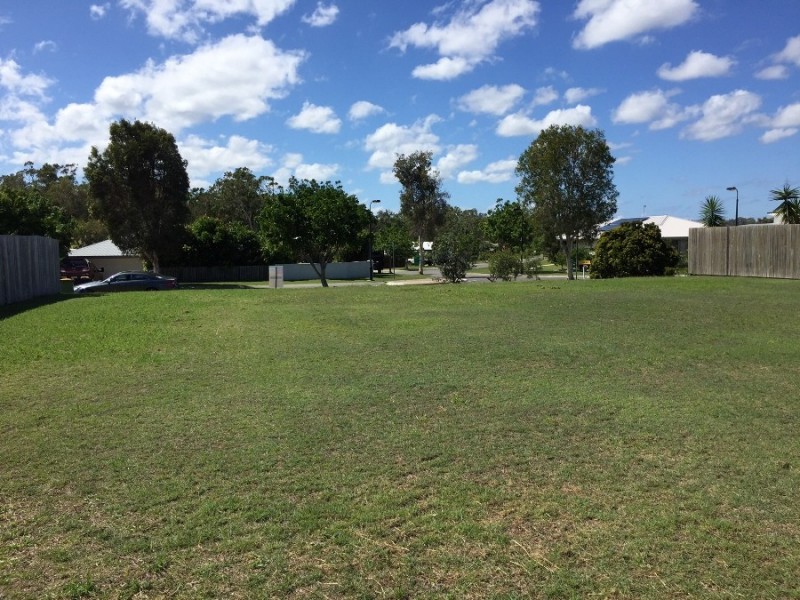 28 Creekside Esp, Cooloola Cove QLD 4580
