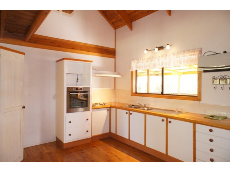 15 Challenger Ct, Cooloola Cove QLD 4580