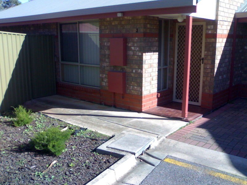 8 ivy, Para Hills West SA 5096