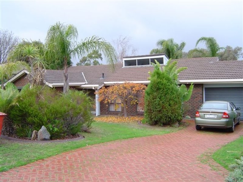 12 Prince Of Wales Court, Wynn Vale SA 5127