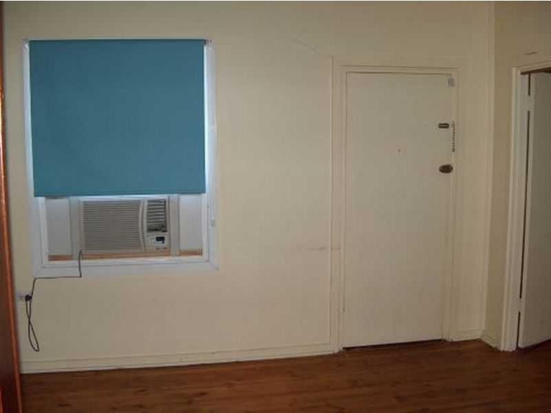 8 midlow Road, Elizabeth SA 5112