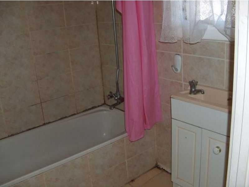 8 midlow Road, Elizabeth SA 5112