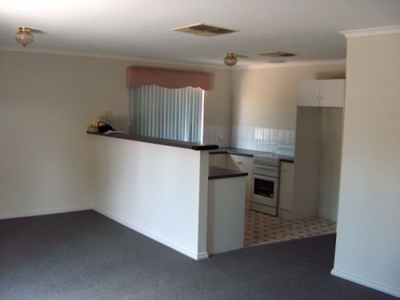 Unit 1/2A Nizam Street, Hillcrest SA 5086