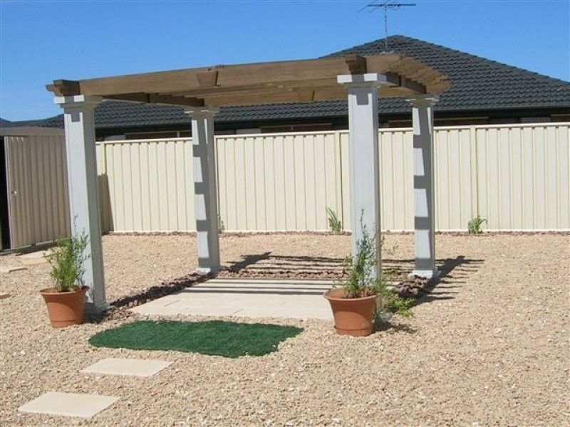 6 kimvu Court, Munno Para West SA 5115