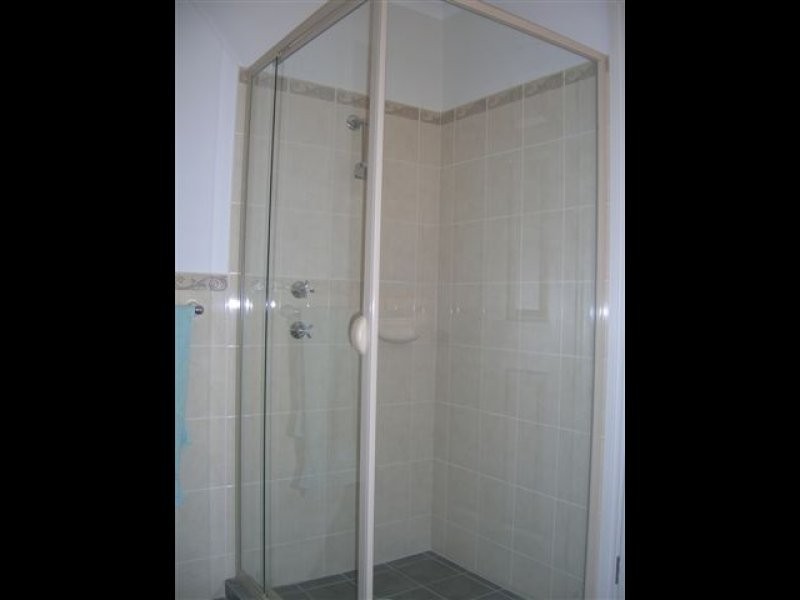 6 kimvu Court, Munno Para West SA 5115